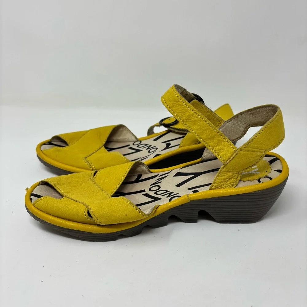 Fly London Yellow Suede Peep Toe Chunky Sandals Size 37 (6-6.5) - Picture 2 of 14